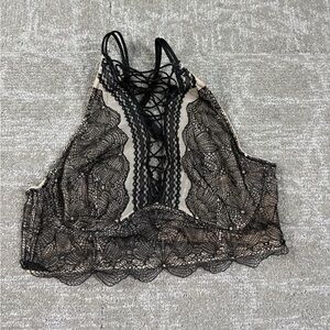 VICTORIAS SECRET Very Sexy Bralette Bra Small Nude Black Lace Adjustable Straps